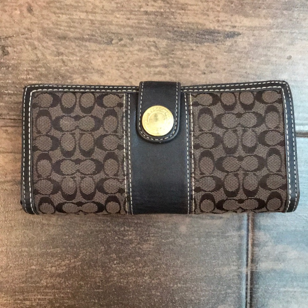 Coach wallet